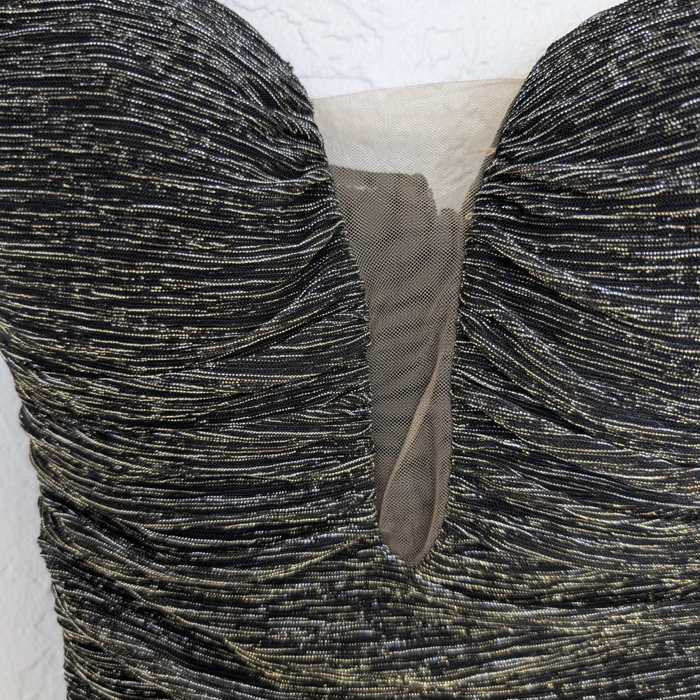 NWT JLUXLABEL Strapless Black and Gold Dress - Picture 5 of 7